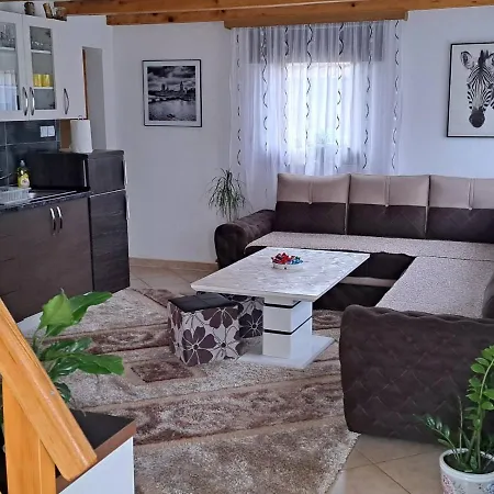 Kuca Za Odmor Susnjar Holiday home *